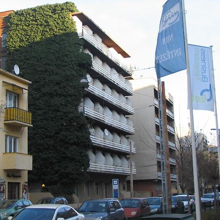 Apartments Leslie Budapest Esterno foto