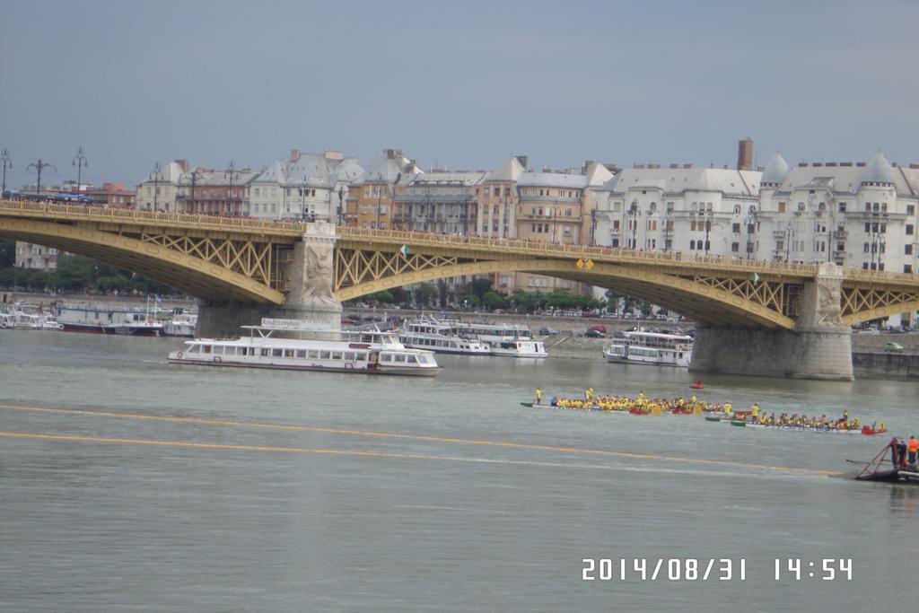 Apartments Leslie Budapest Esterno foto